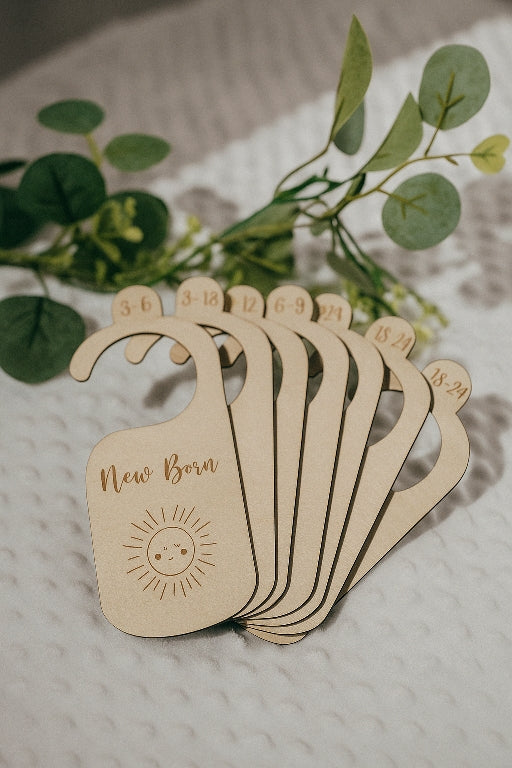 Baby clothes dividers